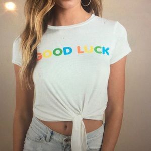 🌟 NWOT Tobi good luck white tie tee